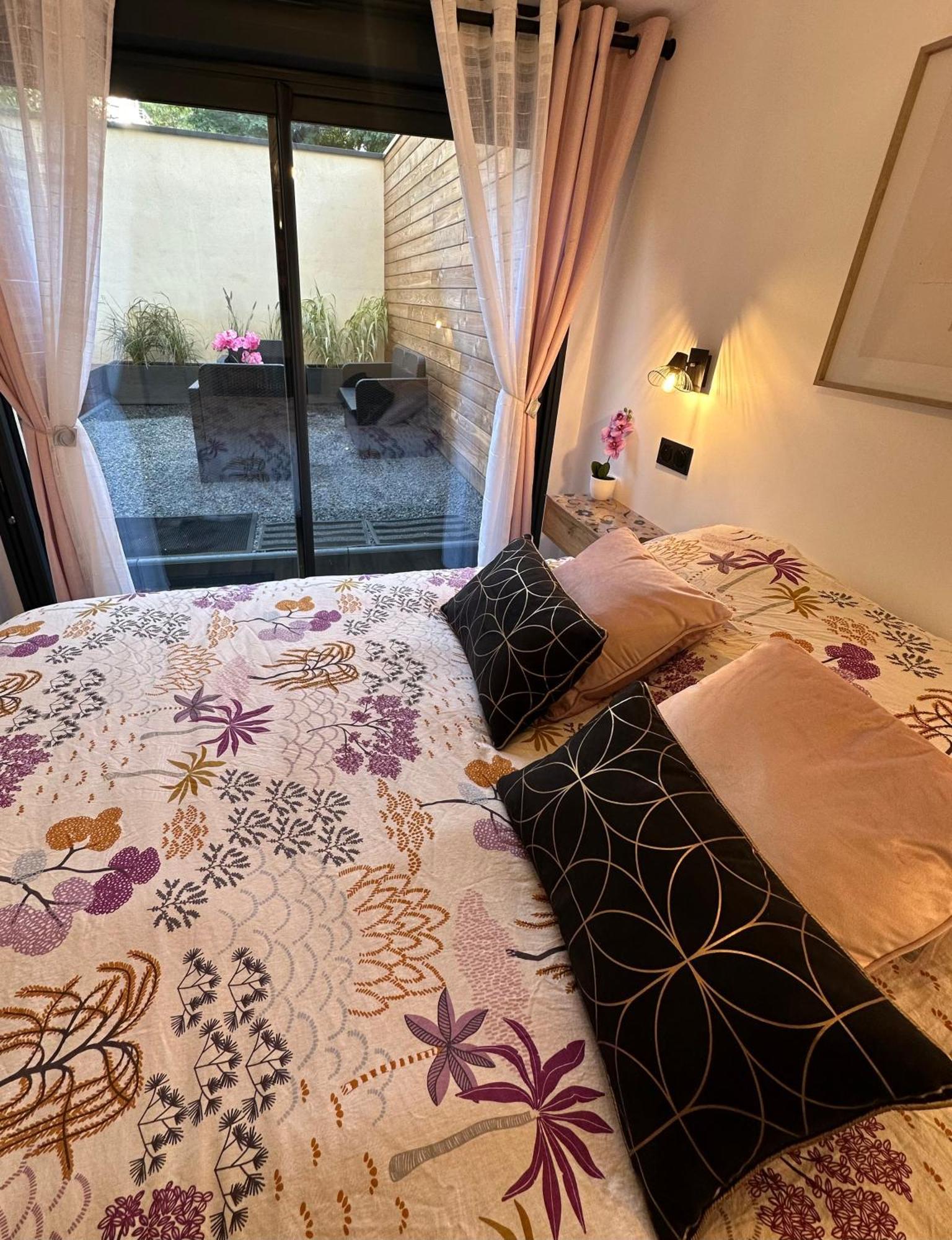 Le Briand Appartement 4Etoiles Nancy Thermal Cosy Avec Terrasse Wifi Eksteriør billede